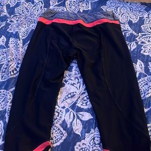 Leggings pants  size medium color black gray and pink brand rbx